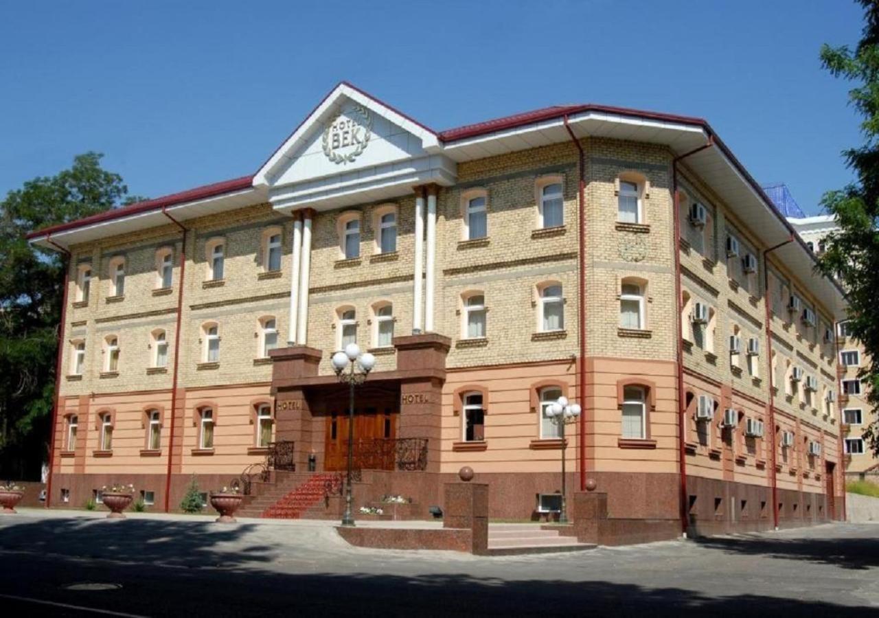 Hotel Bek Tashkent Exterior photo